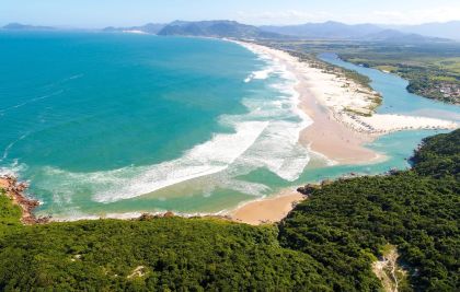 7 praias incríveis de Santa Catarina para passar as férias de verão